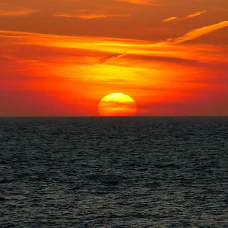 Front De Et Falaise 317 1er Etage Lit Fait Wifi Taxe De Sejour Incluse * Le Tréport